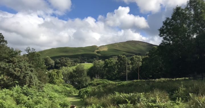 the lake district mountains walk